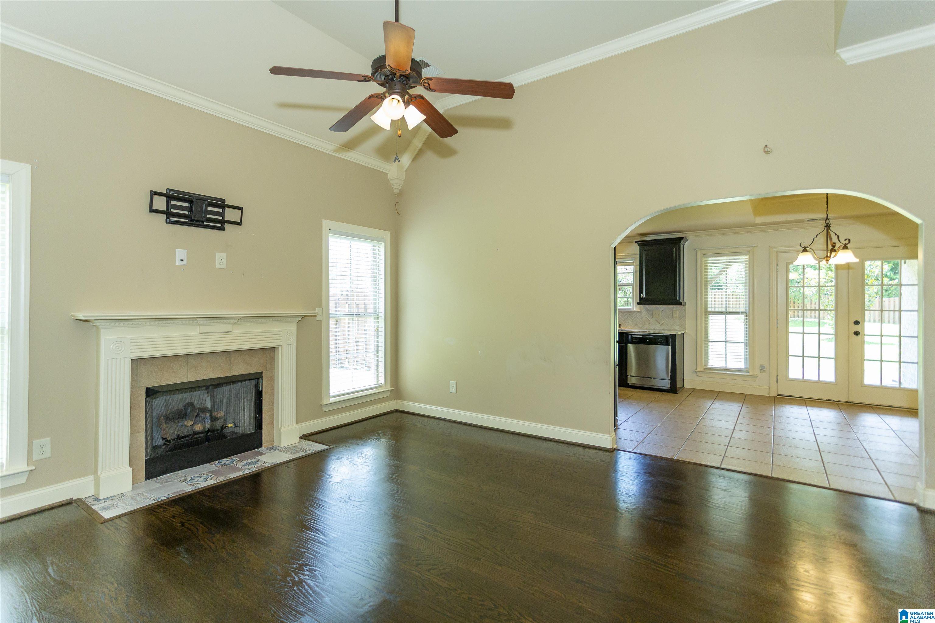 321 Lacey Avenue Alabaster, AL 35114 - Photo 14 of 32