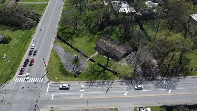 a view of a tennis court