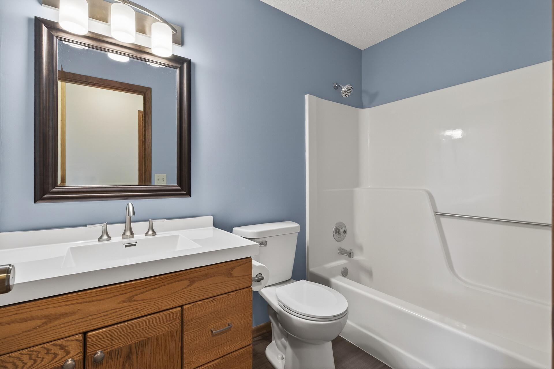 7948 Charles Way Inver Grove Heights, MN 55076 - Photo 6 of 11