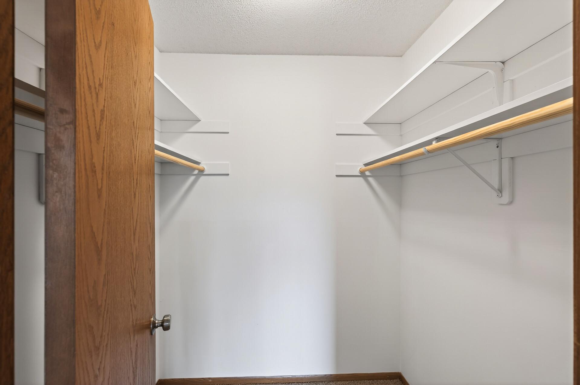 7948 Charles Way Inver Grove Heights, MN 55076 - Photo 8 of 11