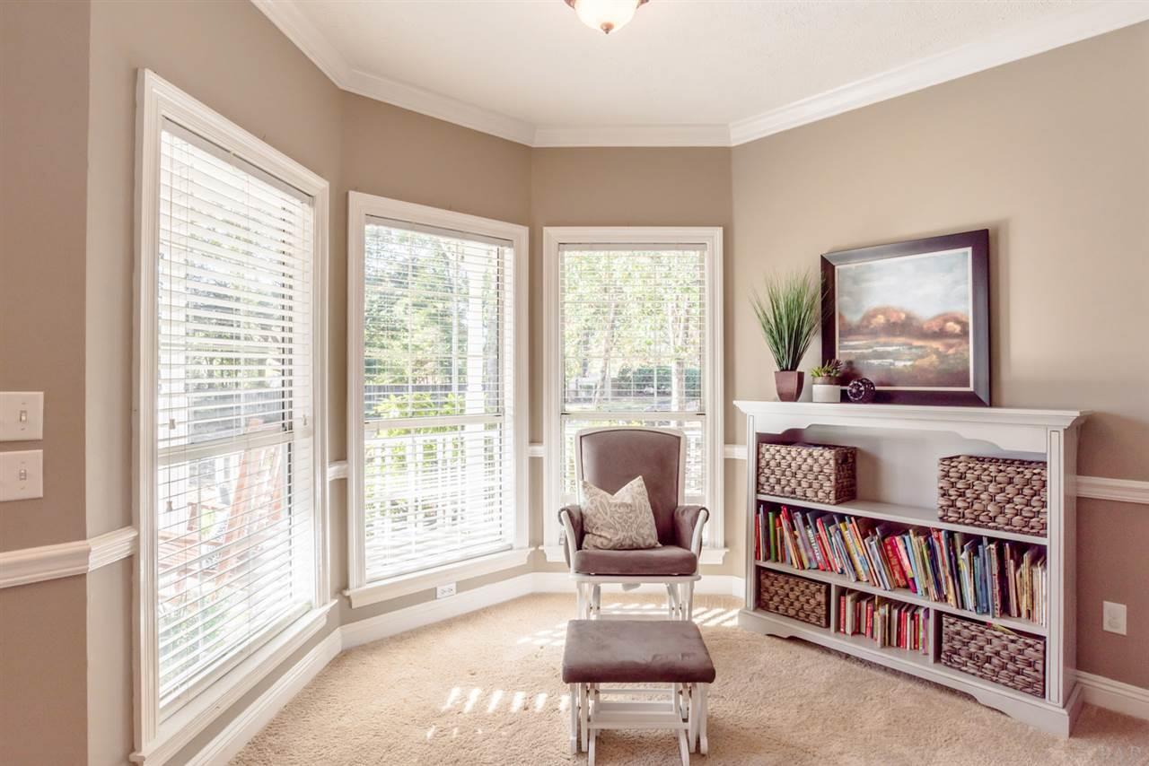 712 Copper Ridge Drive Cantonment, FL 32533 - Photo 5 of 42 Gallery Image 5