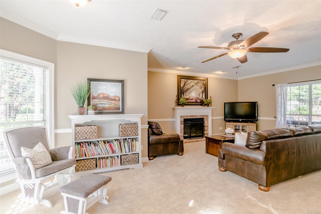 712 Copper Ridge Drive Cantonment, FL 32533 - Photo 6 of 42 Gallery Image 6