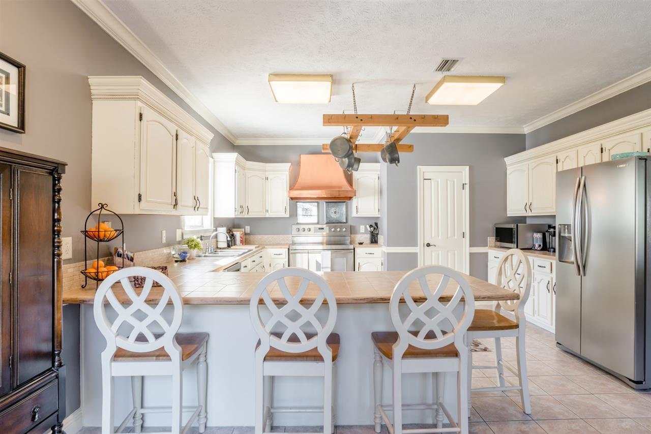 712 Copper Ridge Drive Cantonment, FL 32533 - Photo 9 of 42 Gallery Image 9