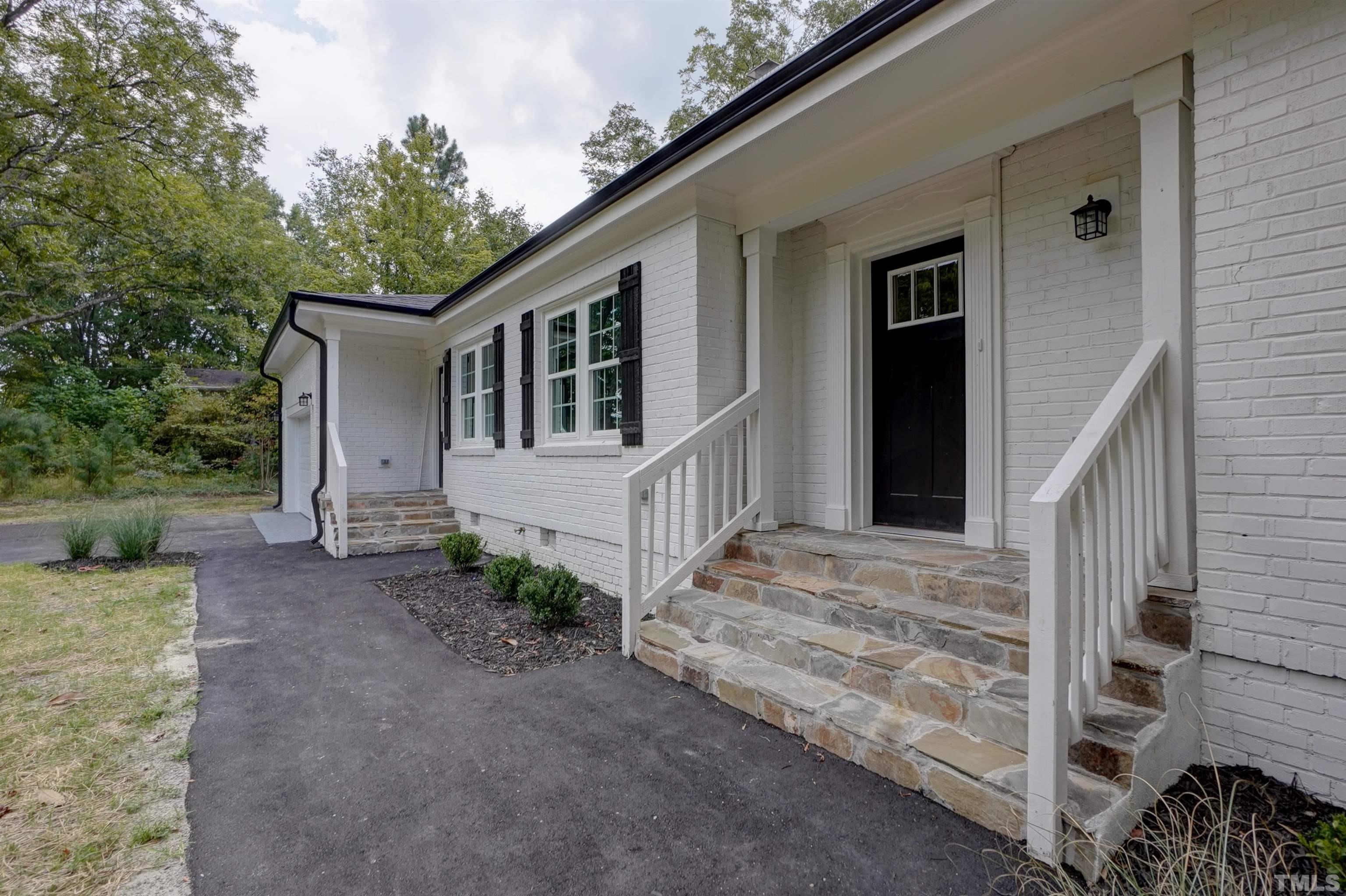 3014 Raleigh Road Henderson, NC 27537 - Photo 3 of 25 Gallery Image 3