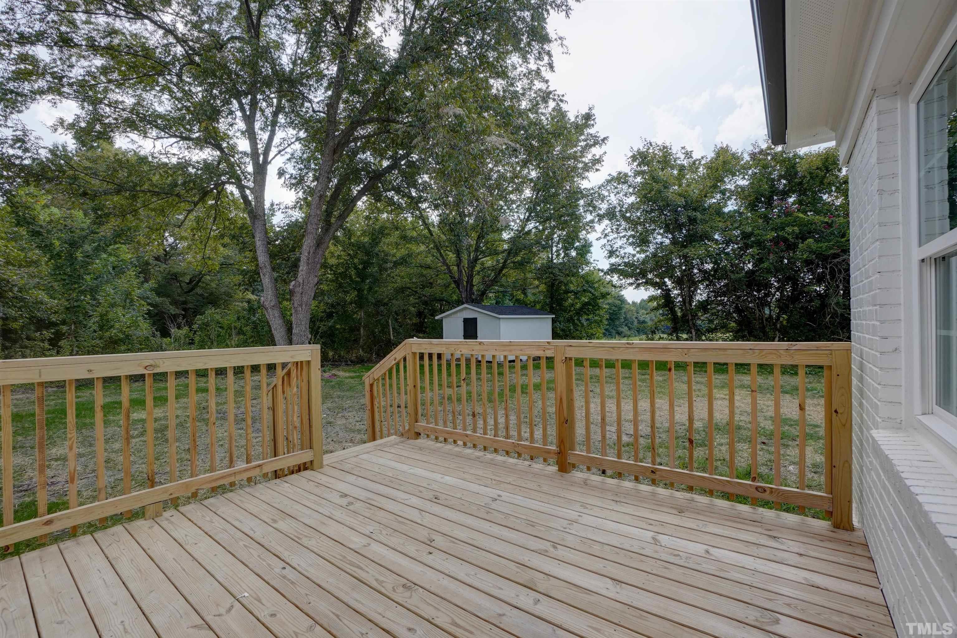 3014 Raleigh Road Henderson, NC 27537 - Photo 8 of 25 Gallery Image 8