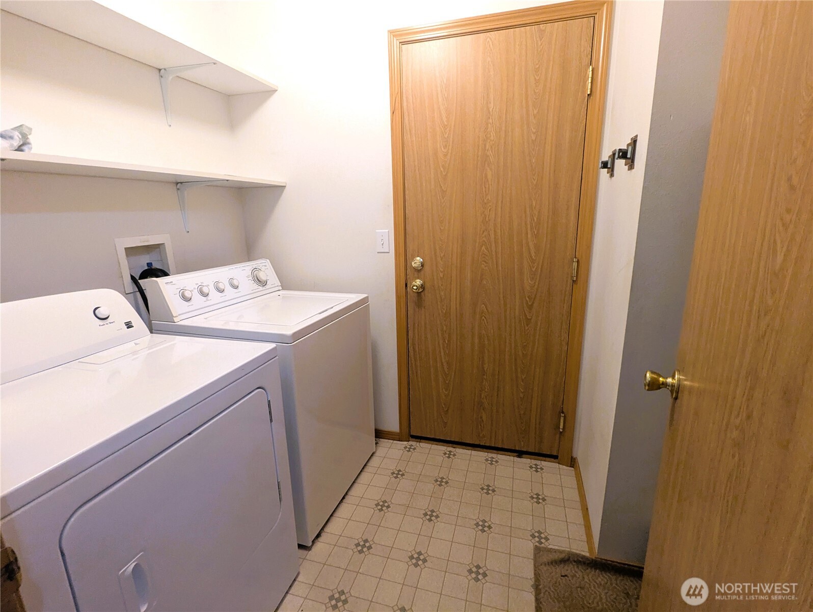 9441 180th Way Southwest Rochester, WA 98579 - Photo 25 of 37 a utility room with dryer and washer