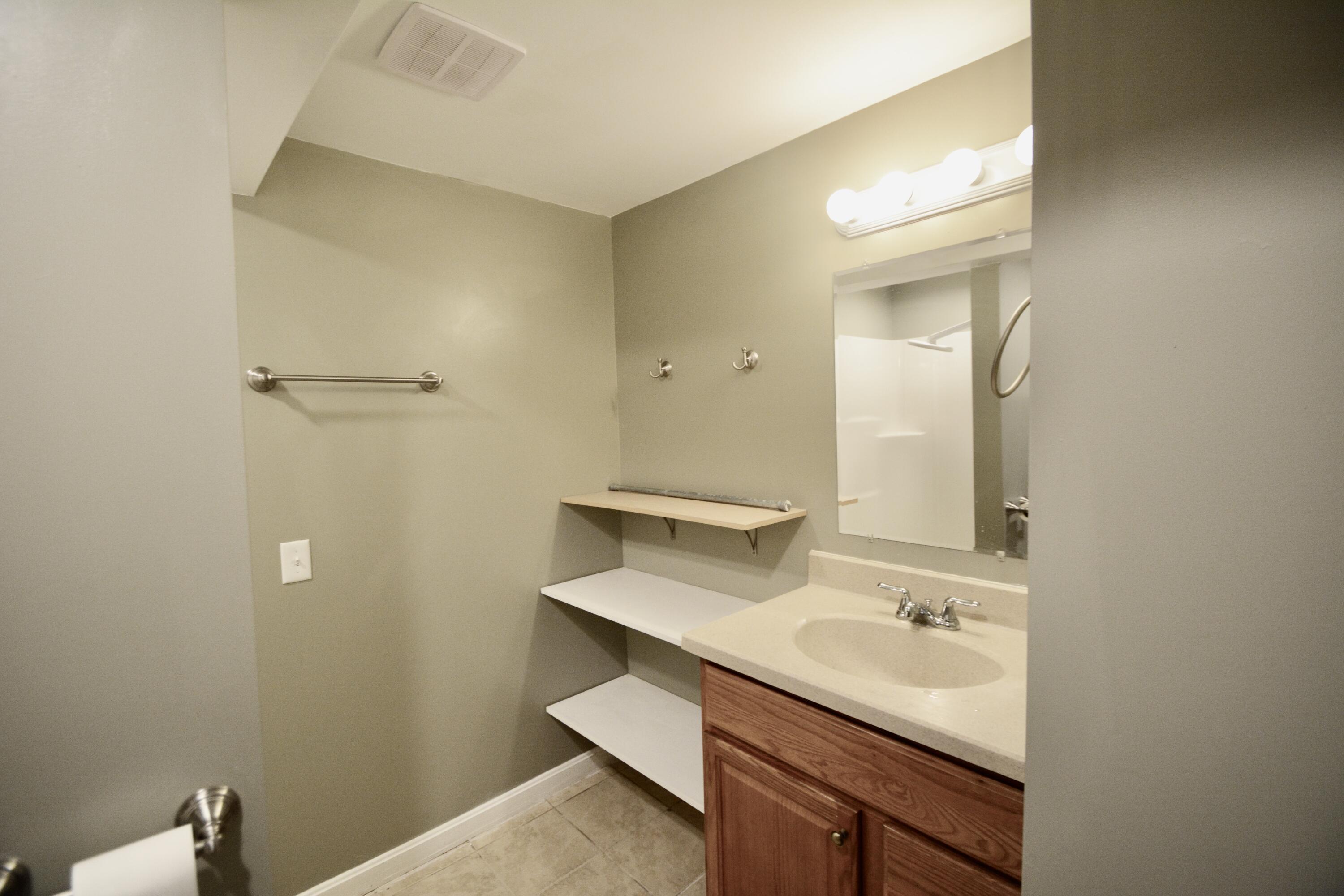 1723 River Road Bucksport, ME 04416 - Photo 23 of 41 Bathroom