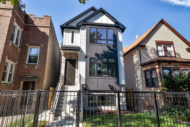 $995,000 | 4602 North Springfield Avenue, Chicago, IL 60625