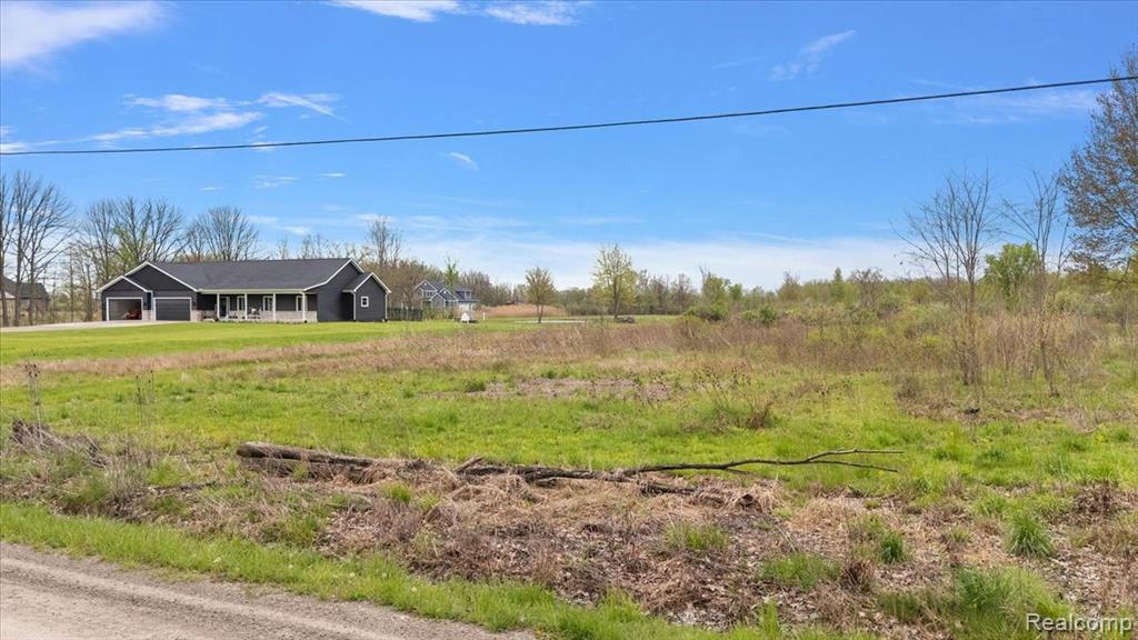 28 28 Mile Road Ray, MI 48096 - Photo 10 of 26