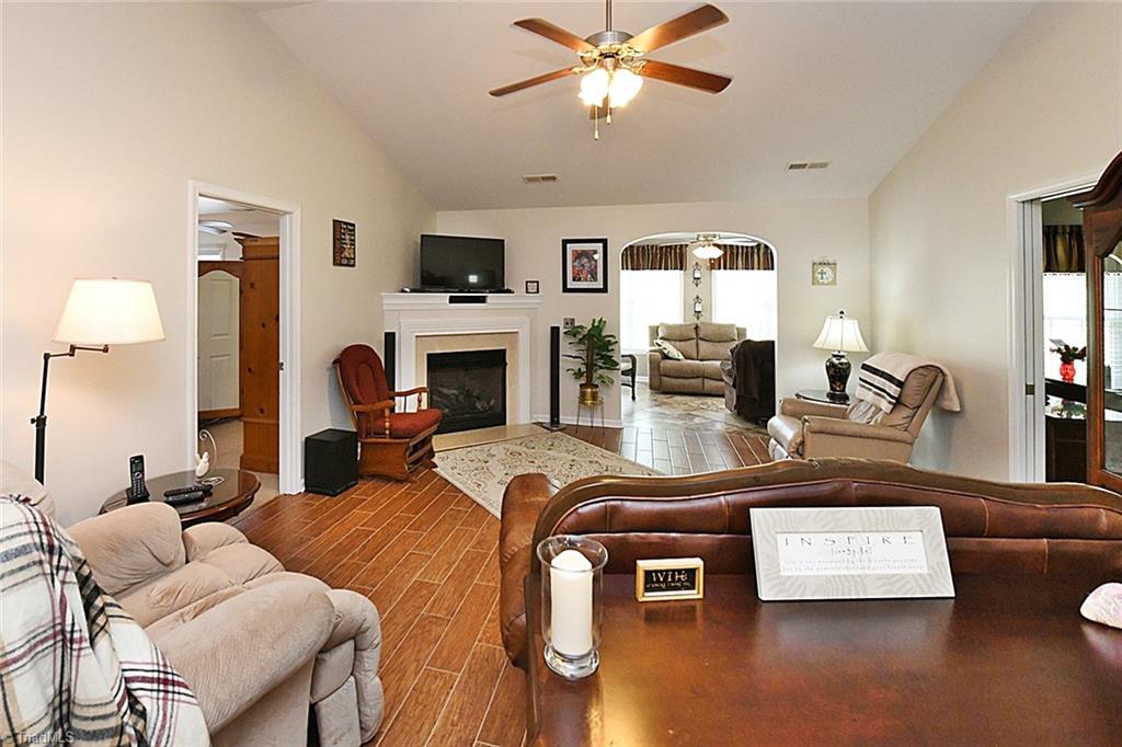 125 Brae Ridge Lane King, NC 27021 - Photo 4 of 24 Gallery Image 4