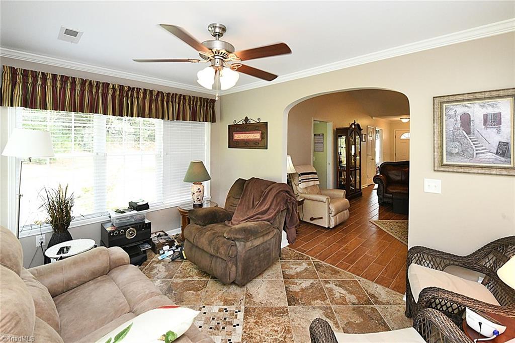 125 Brae Ridge Lane King, NC 27021 - Photo 5 of 24 Gallery Image 5