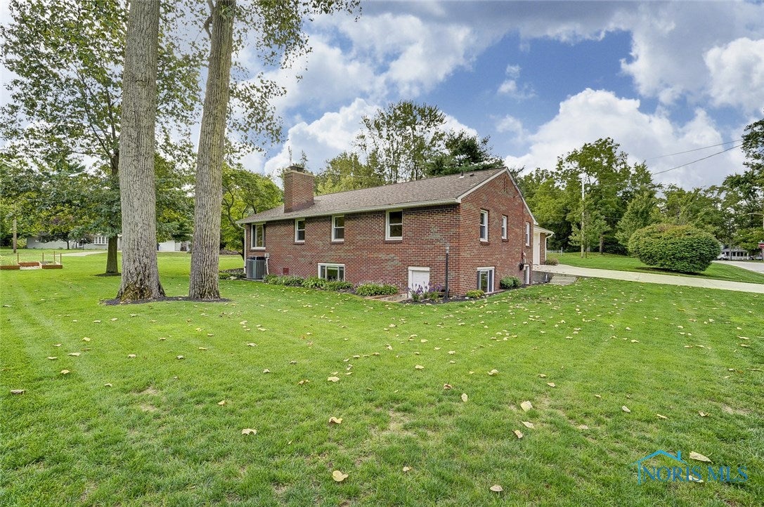 734 Sand Ridge Road Bowling Green, OH 43402 - Photo 37 of 45 Gallery Image 37