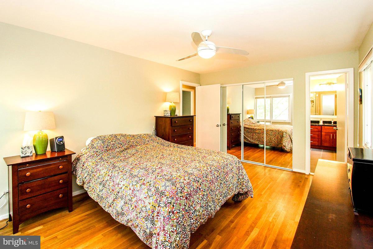 11401 Hook Road Reston, VA 20190 - Photo 16 of 30 Bedroom (Master)