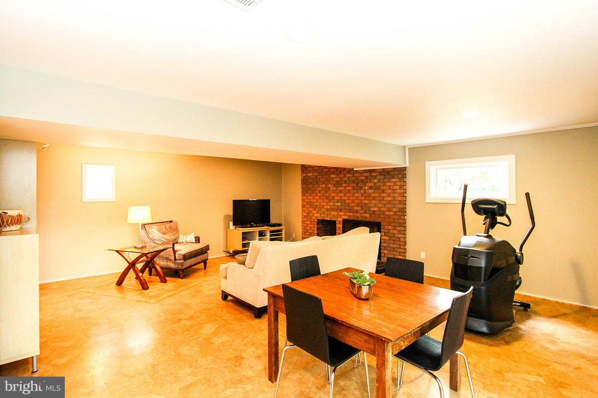 11401 Hook Road Reston, VA 20190 - Photo 22 of 30 Basement