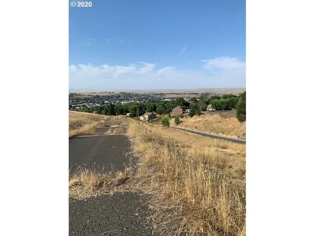 $19,900 | 744 North Main Street, Pendleton, OR 97801