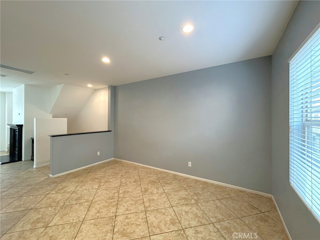 12447 Canal Drive, Unit 2 Rancho Cucamonga, CA 91739 - Photo 12 of 24