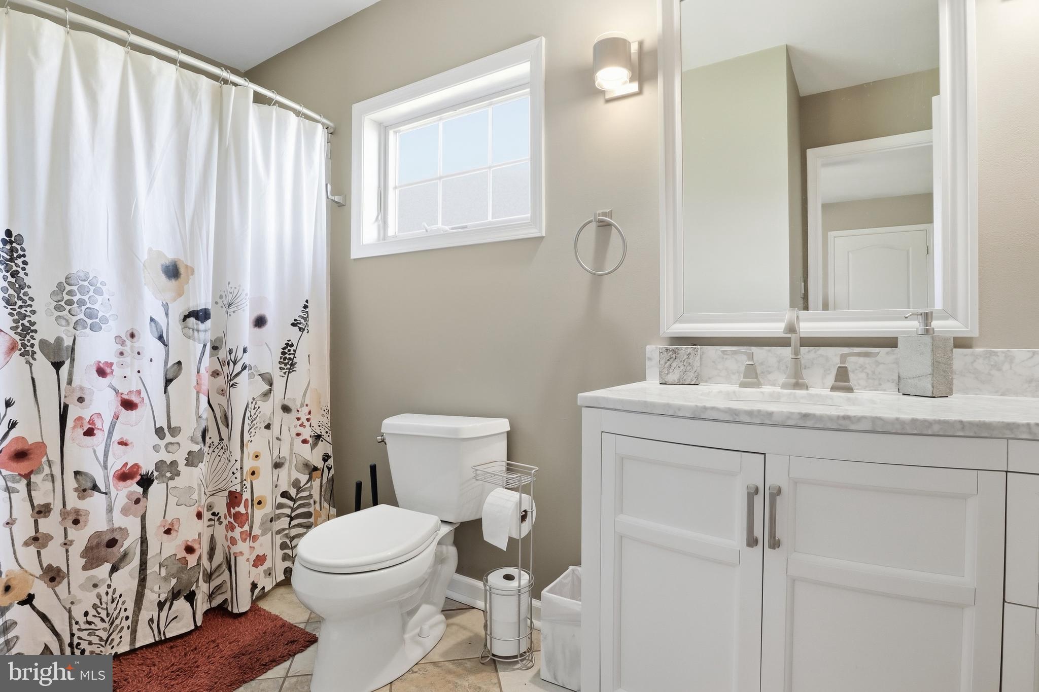 7340 Woodland Drive Spring Grove, PA 17362 - Photo 20 of 38 Full Bath with Bedroom 3