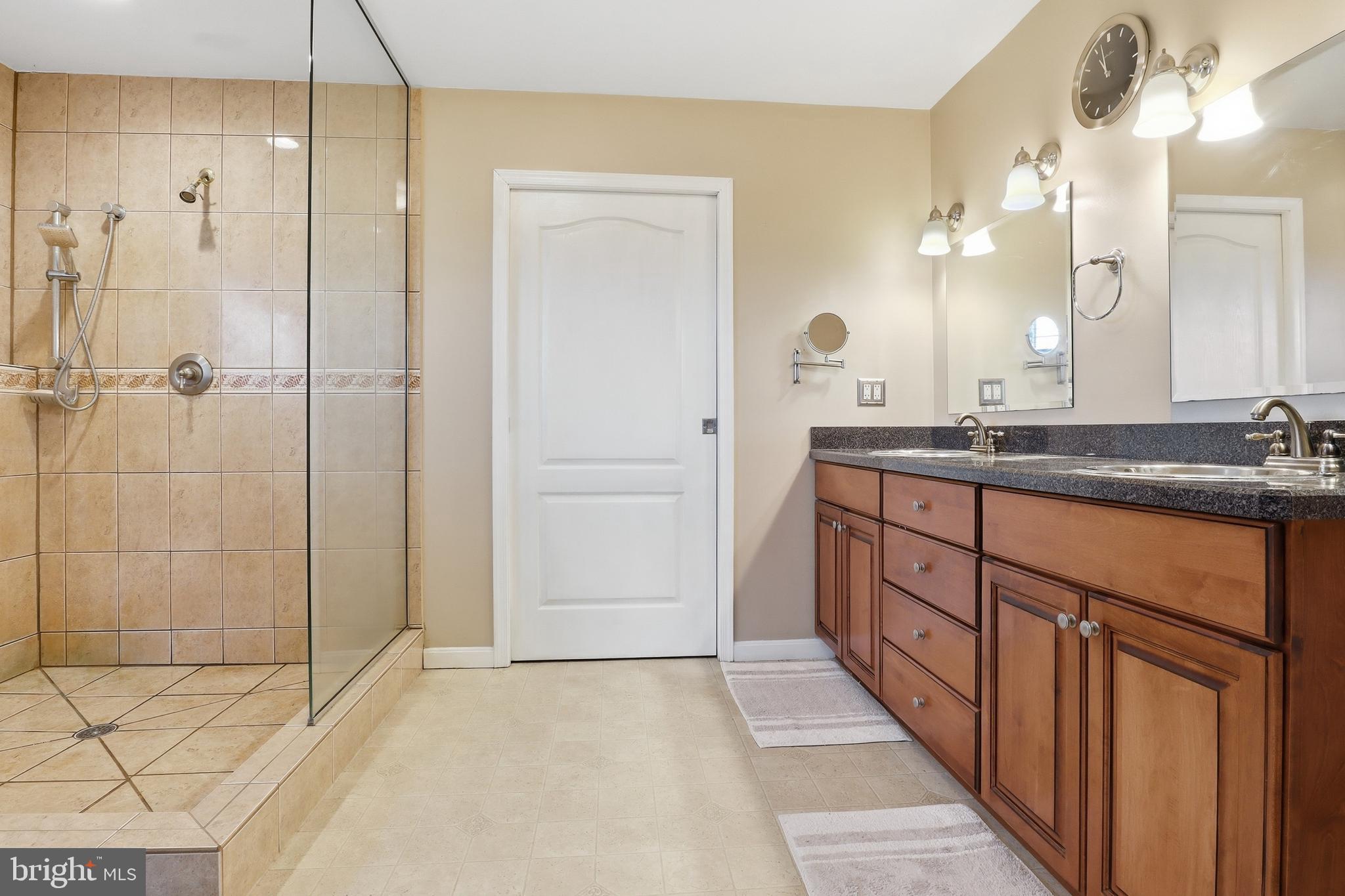 7340 Woodland Drive Spring Grove, PA 17362 - Photo 23 of 38 Primary Bath/Walk-In Closet