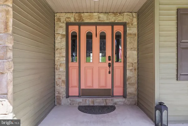 $529,900 | 7340 Woodland Drive, Spring Grove, PA 17362