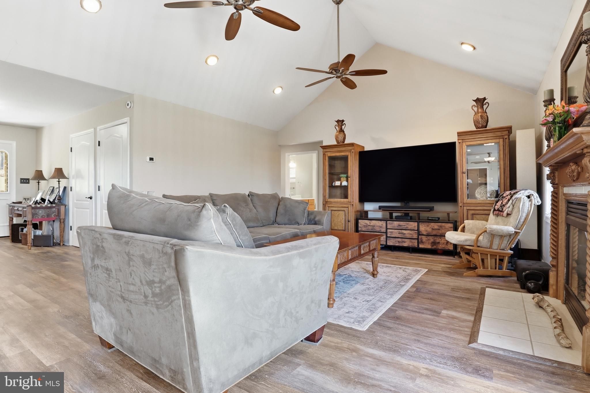 7340 Woodland Drive Spring Grove, PA 17362 - Photo 6 of 38 Living Room