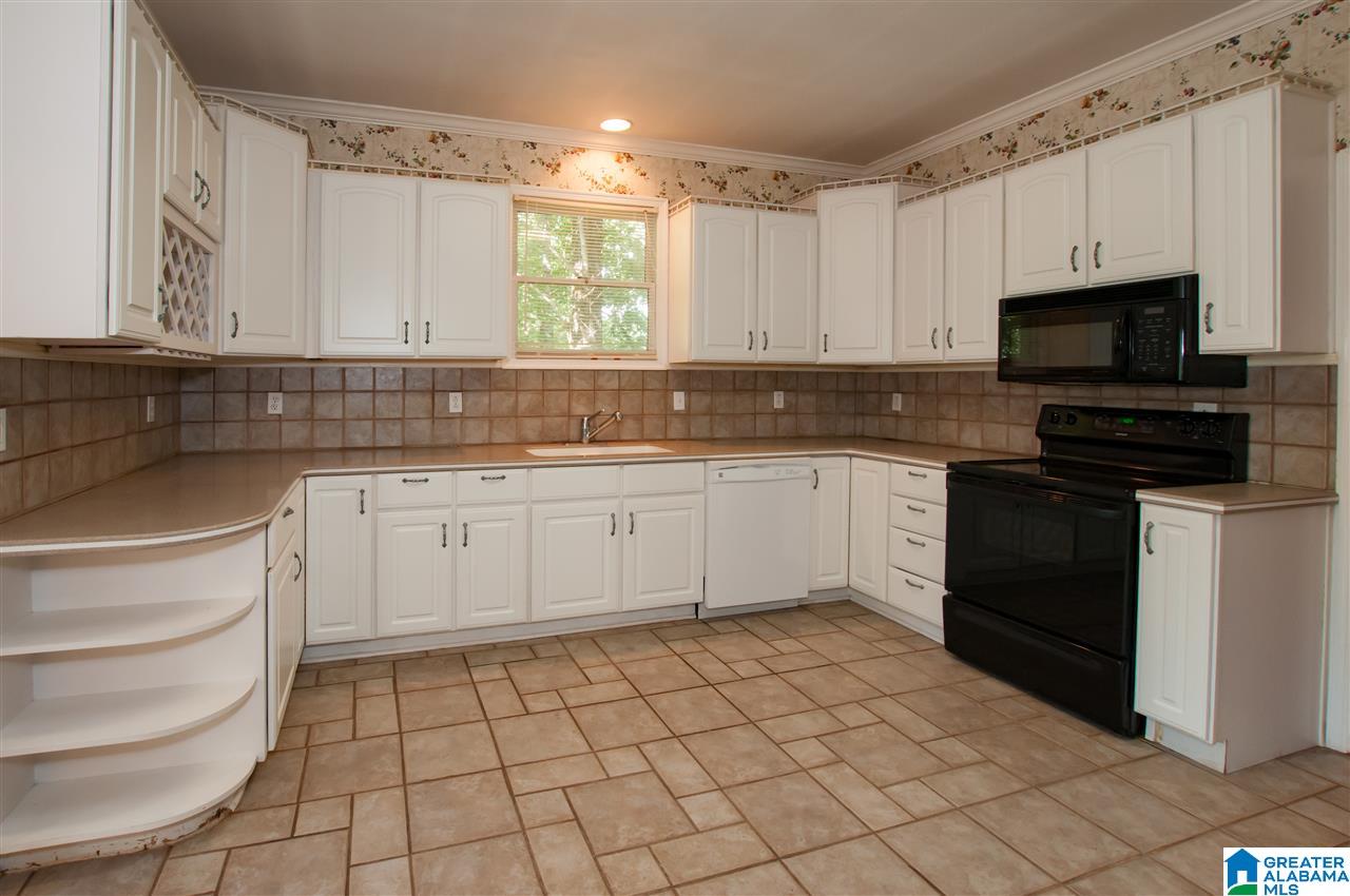 3962 South Shades Crest Road Birmingham, AL 35244 - Photo 25 of 49