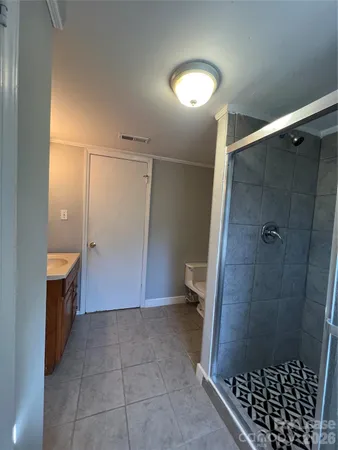 $2,200 | 731 West Main Street Extension, Lincolnton, NC 28092