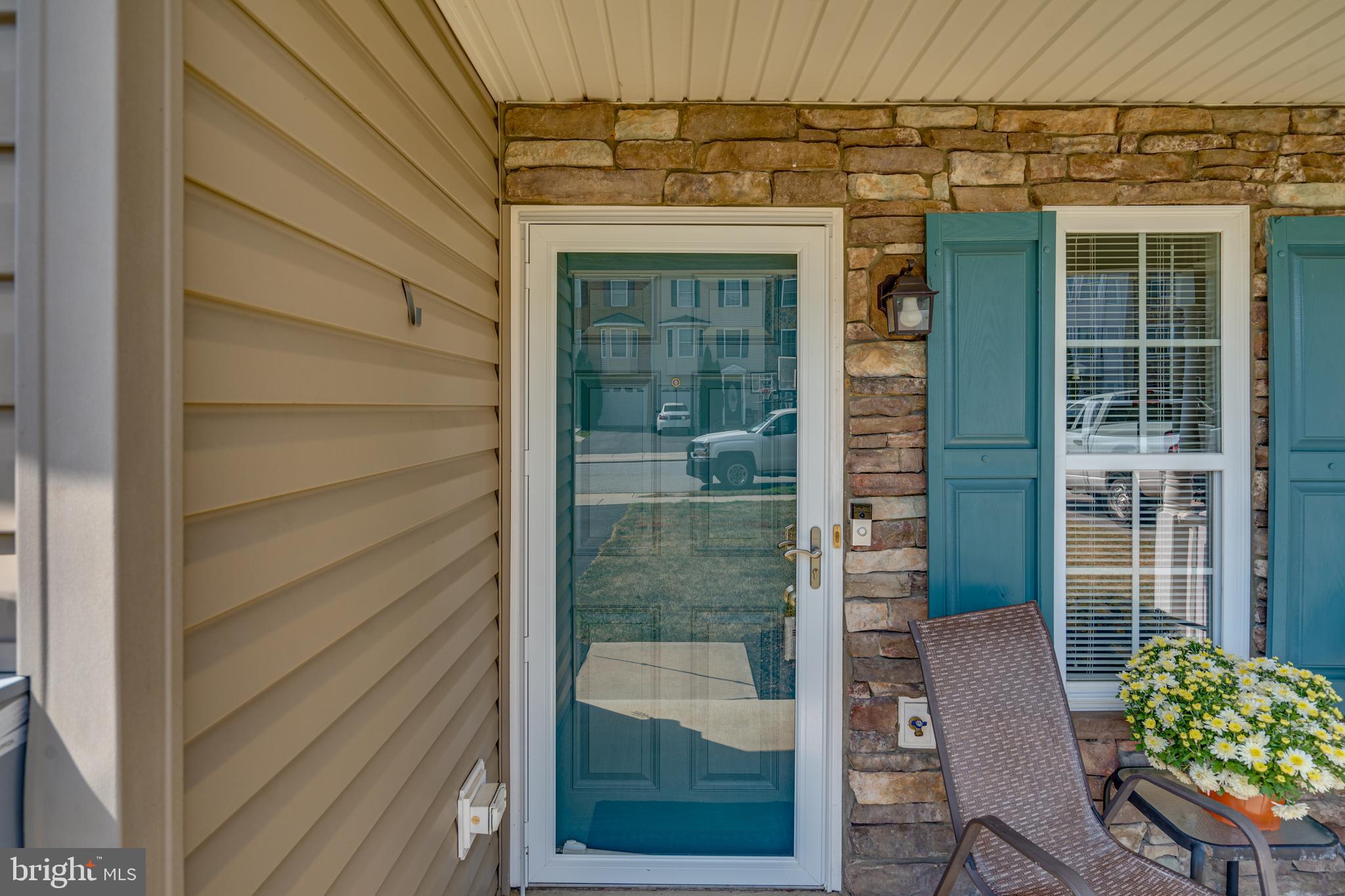 104 Fuzzy Tail Drive Ranson, WV 25438 - Photo 5 of 25