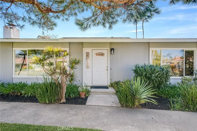 $800,000 | 229 Monte Vista, Unit 12, San Clemente, CA 92672