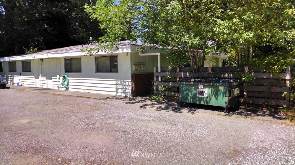 2011 Jefferson Avenue Northeast Renton, WA 98056 - Photo 1 of 1 Gallery Image 1