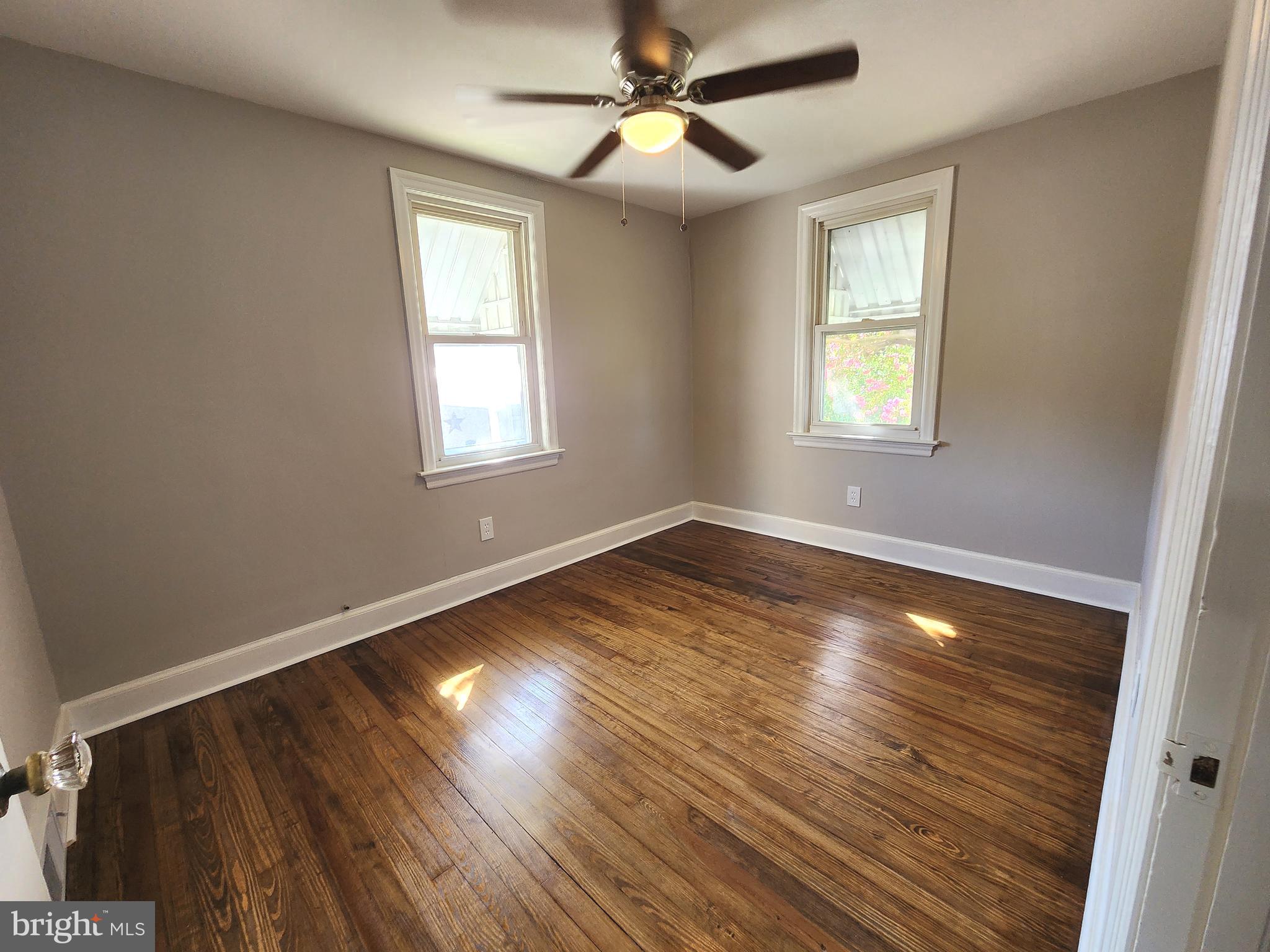 2011 Burlington Avenue Delanco, NJ 08075 - Photo 13 of 34