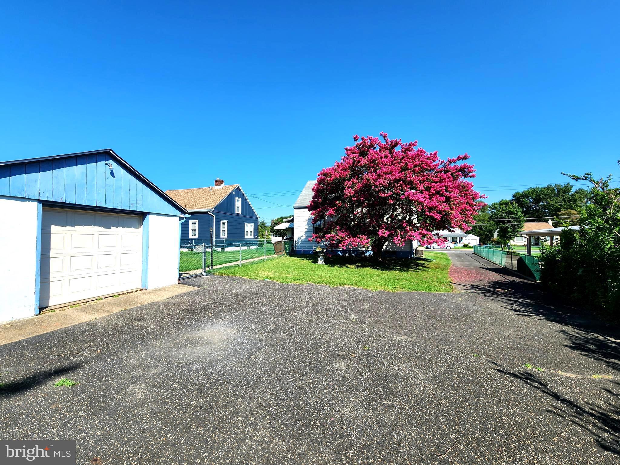 2011 Burlington Avenue Delanco, NJ 08075 - Photo 24 of 34