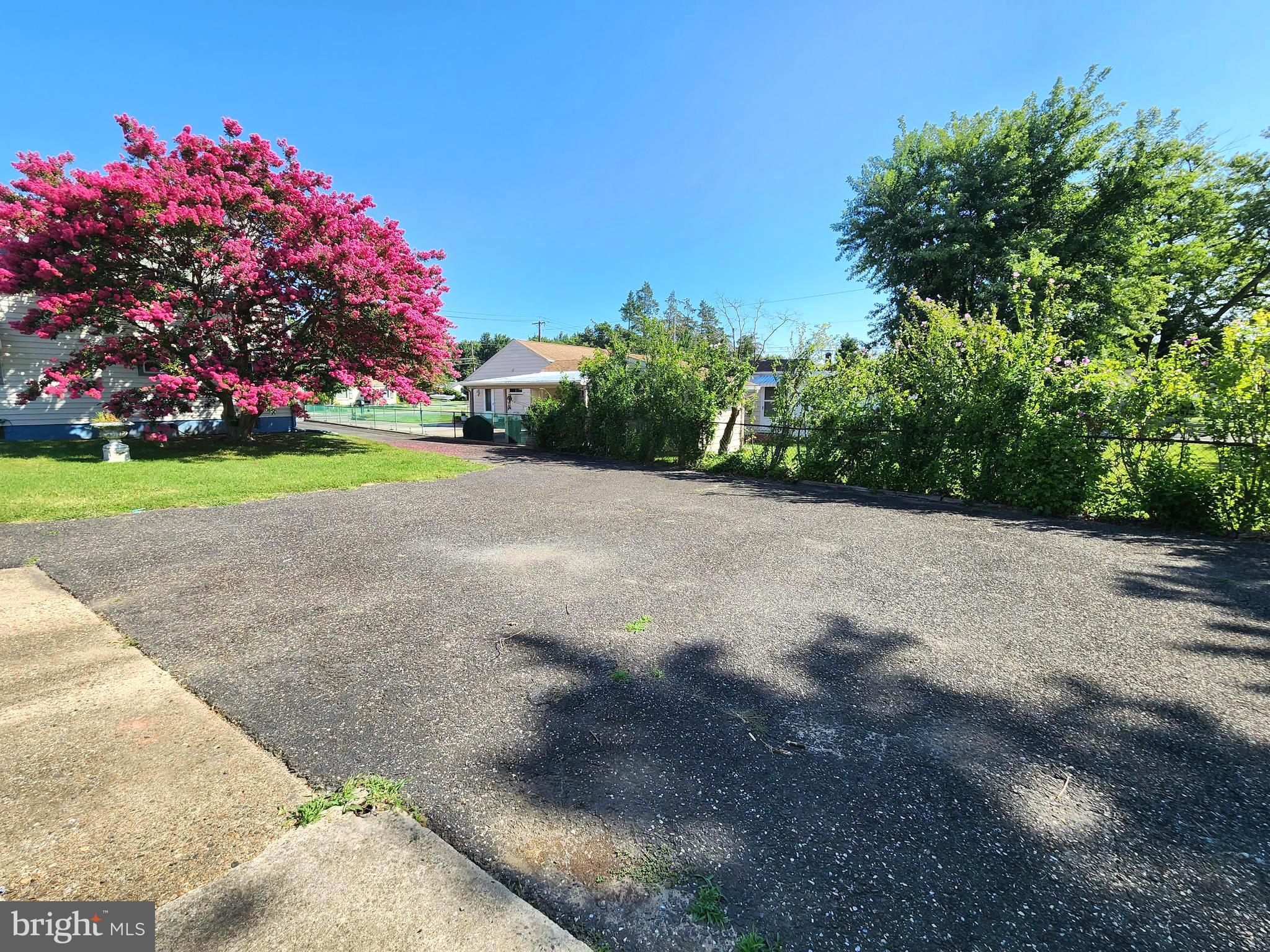 2011 Burlington Avenue Delanco, NJ 08075 - Photo 25 of 34