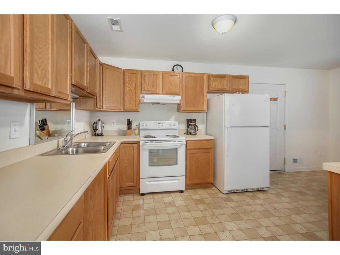 129 Bethel Mill Road Sewell, NJ 08080 - Photo 8 of 17 Kitchen