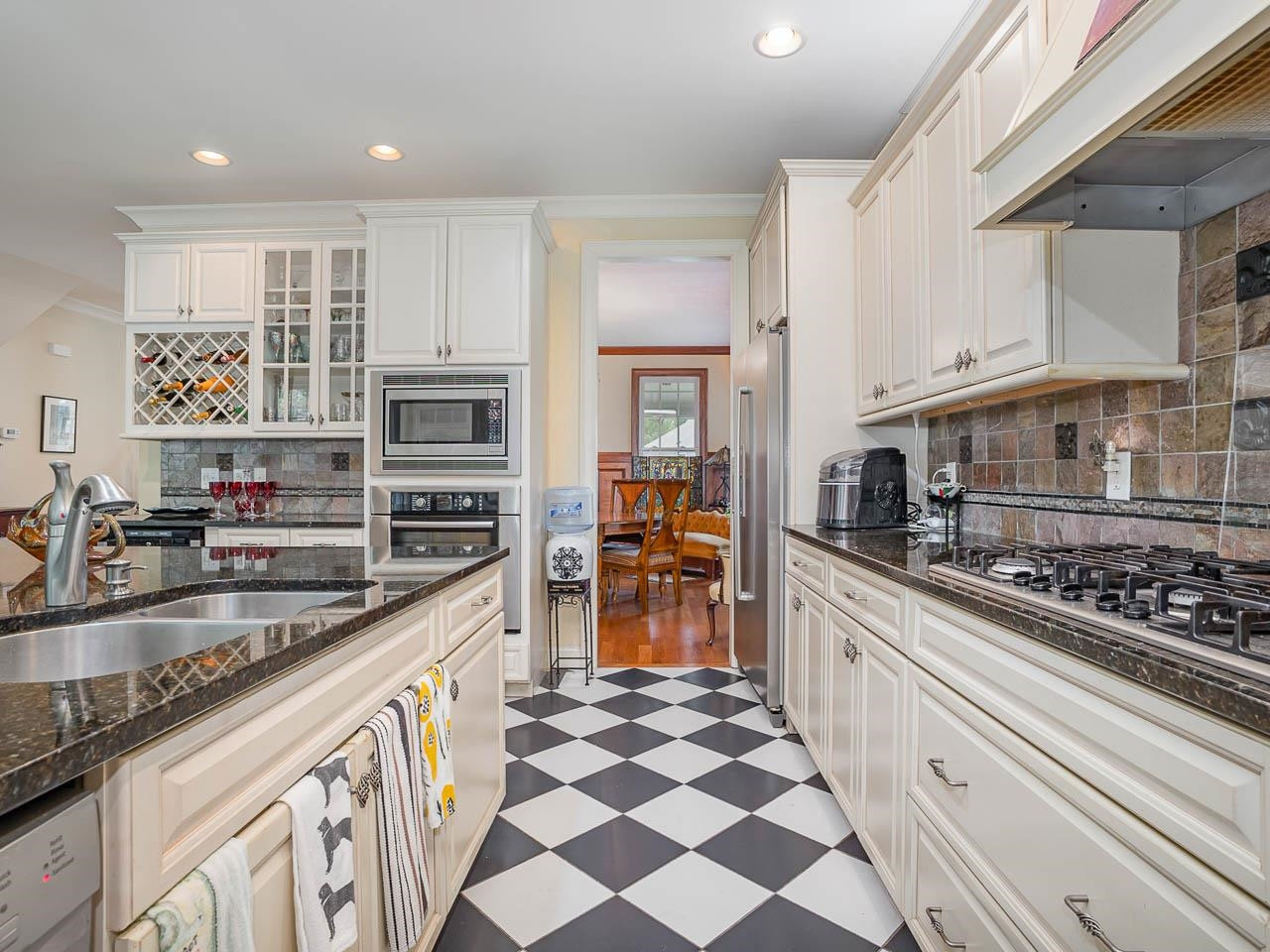 135 Strolling Way Durham, NC 27707 - Photo 9 of 33 Photo 9