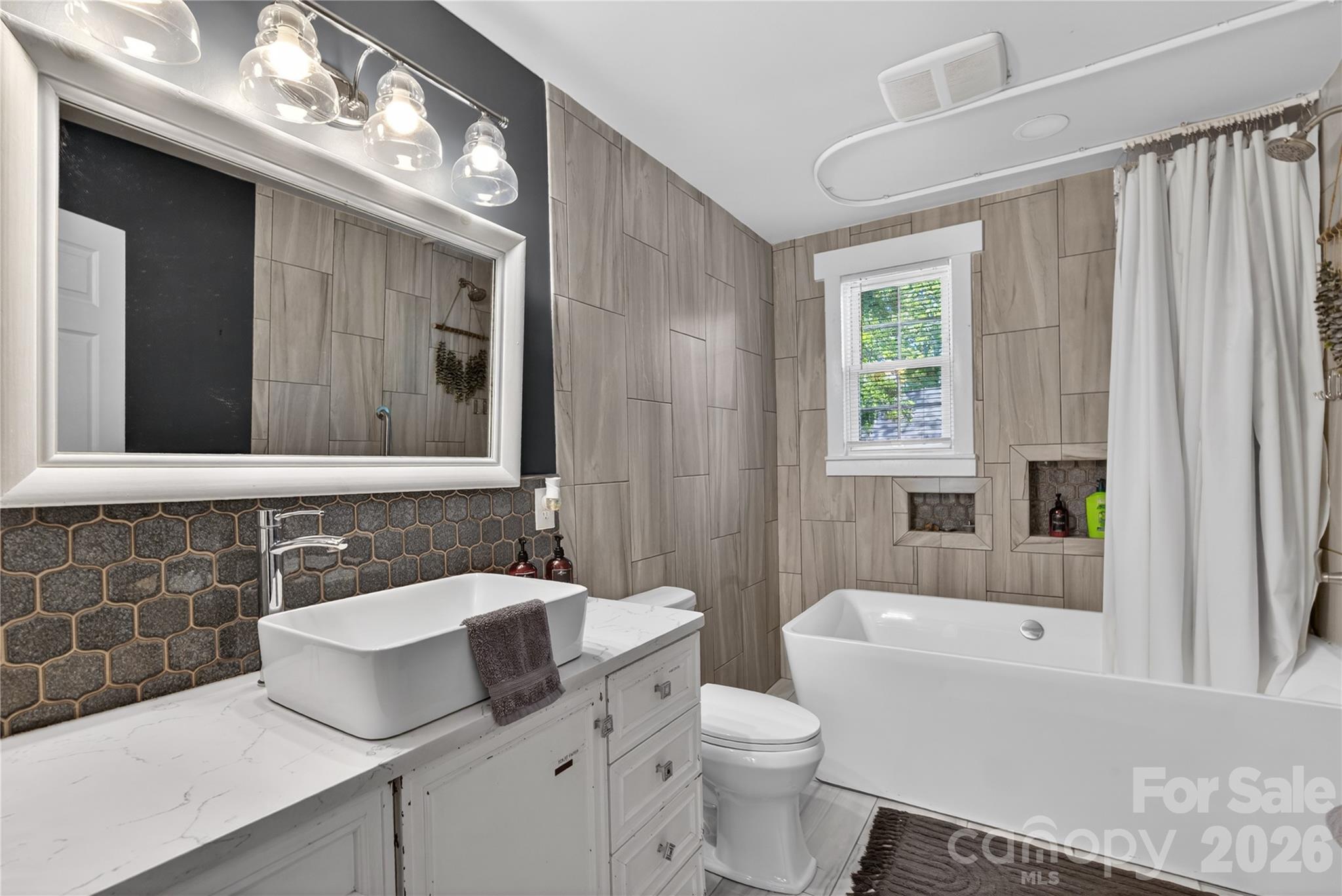 712 Jackson Street Fort Mill, SC 29715 - Photo 13 of 36