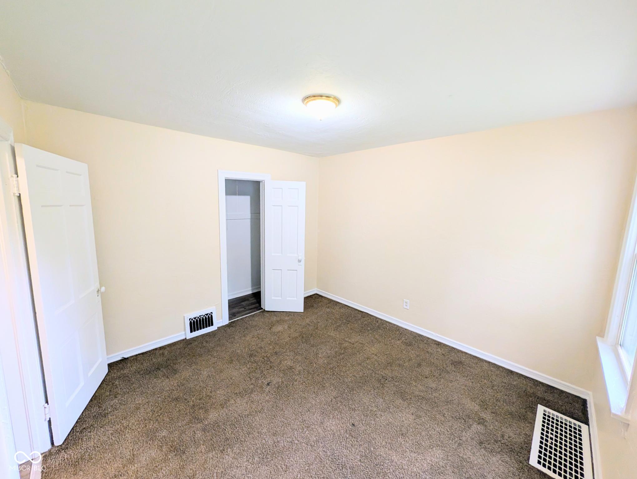 309 West 29th Street Anderson, IN 46016 - Photo 9 of 11