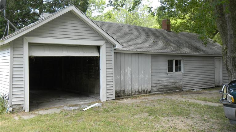 11908 S Road Farwell, MI 48622 - Photo 3 of 17 Additional Photo