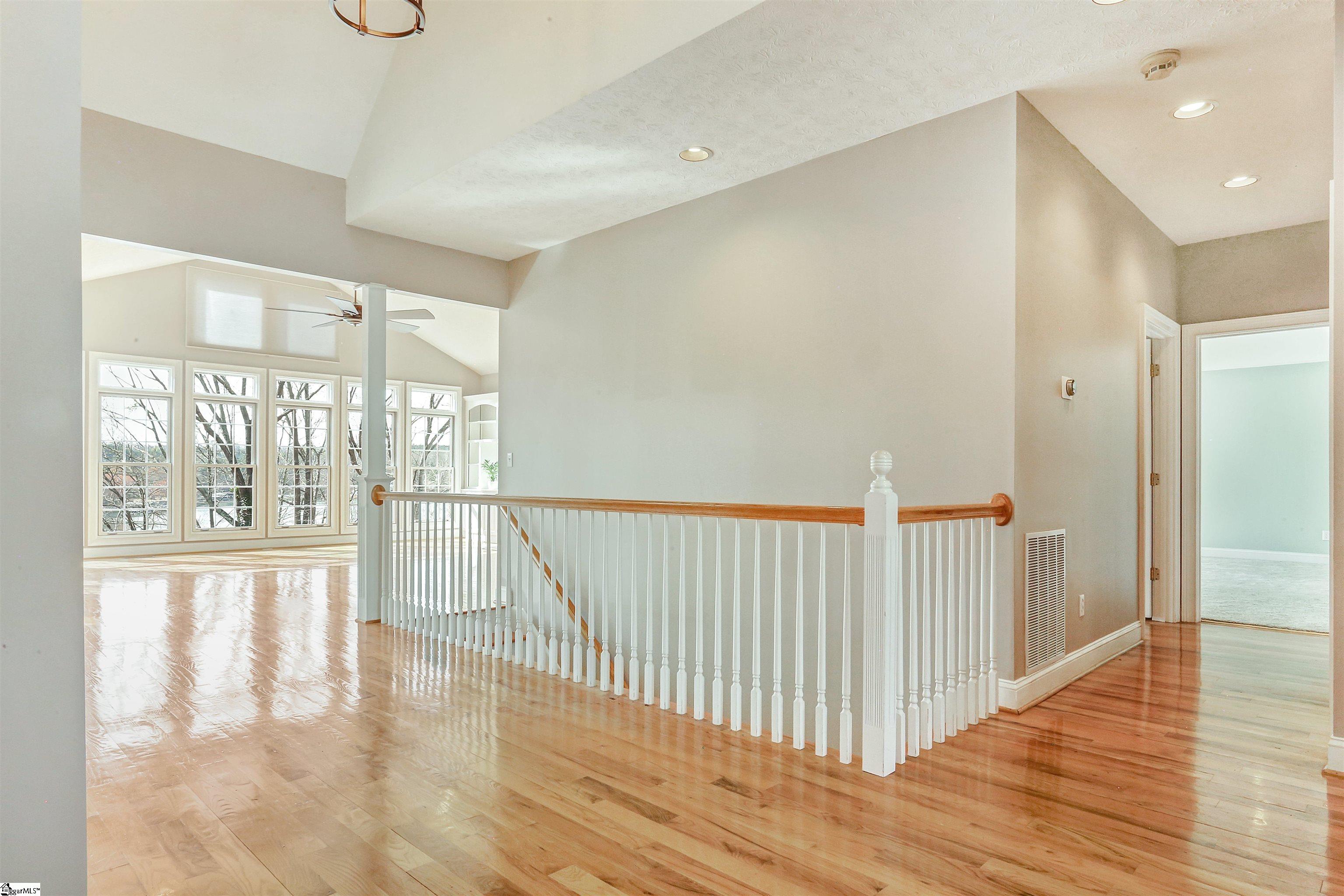 303 Amethyst Way Seneca, SC 29672 - Photo 16 of 35 Gallery Image 16