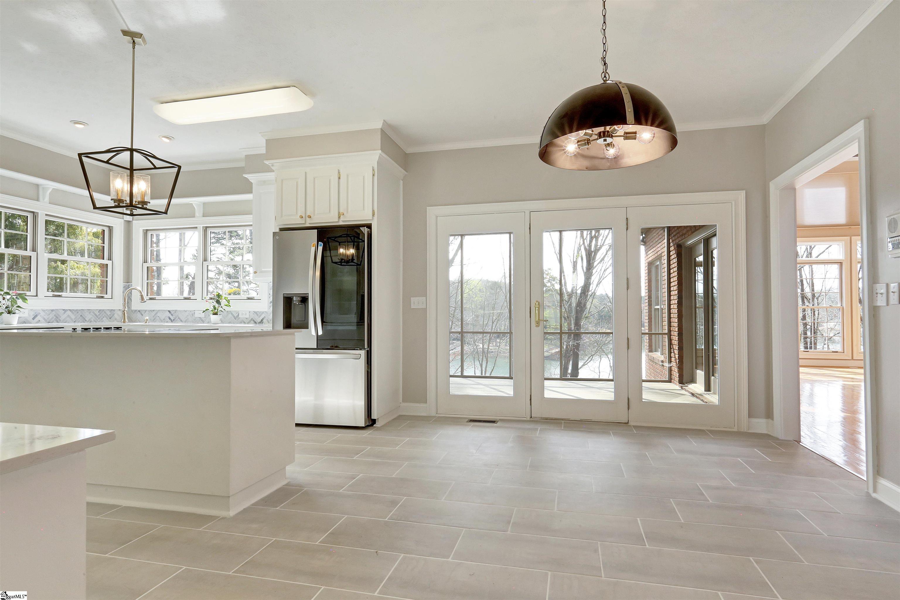 303 Amethyst Way Seneca, SC 29672 - Photo 20 of 35 Gallery Image 20