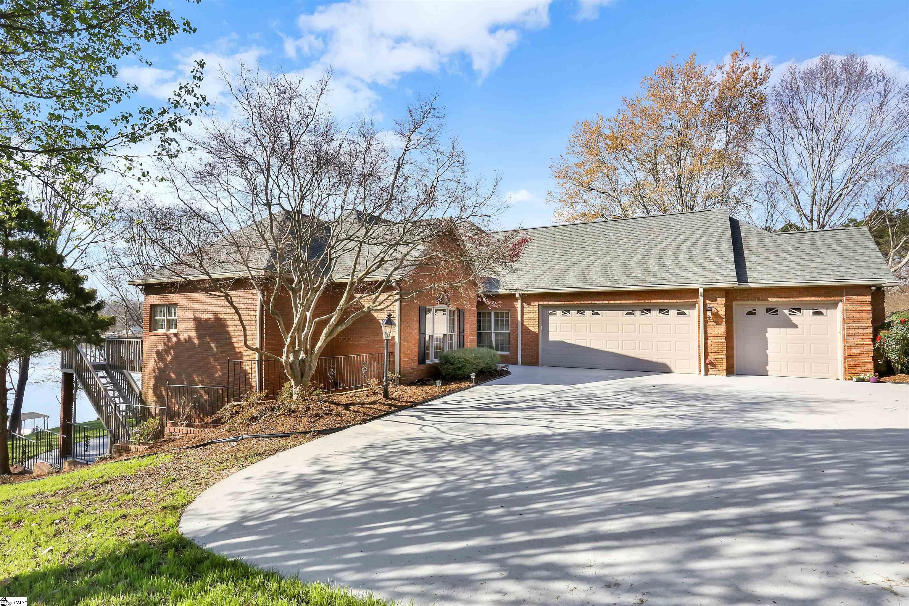 303 Amethyst Way Seneca, SC 29672 - Photo 6 of 35 Gallery Image 6