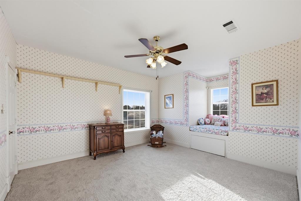707 Cullins Road Rockwall, TX 75032 - Photo 28 of 40 a living room with furniture and white walls