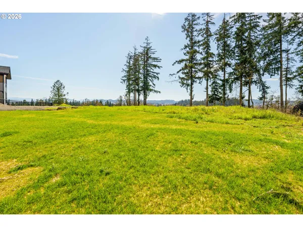 $524,900 | 1238 Stone Forest Court, Eugene, OR 97401