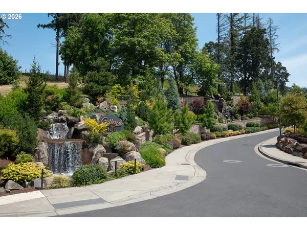 $524,900 | 1238 Stone Forest Court, Eugene, OR 97401