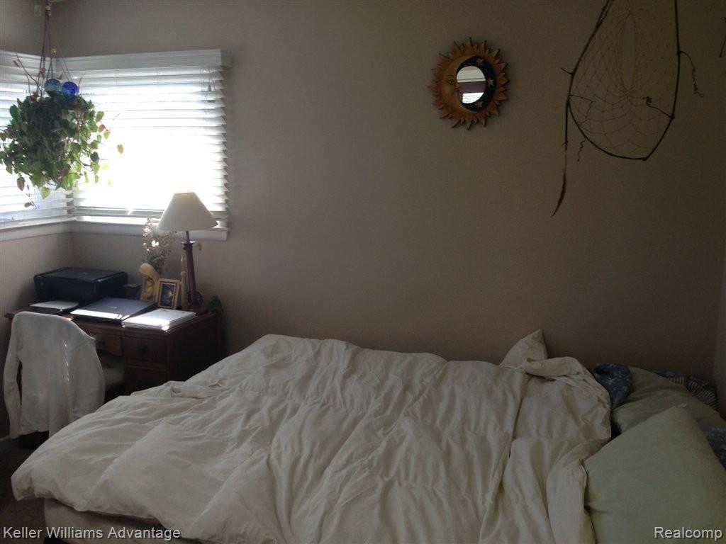 26334 Five Mile Road Redford, MI 48239 - Photo 8 of 15 BR 2