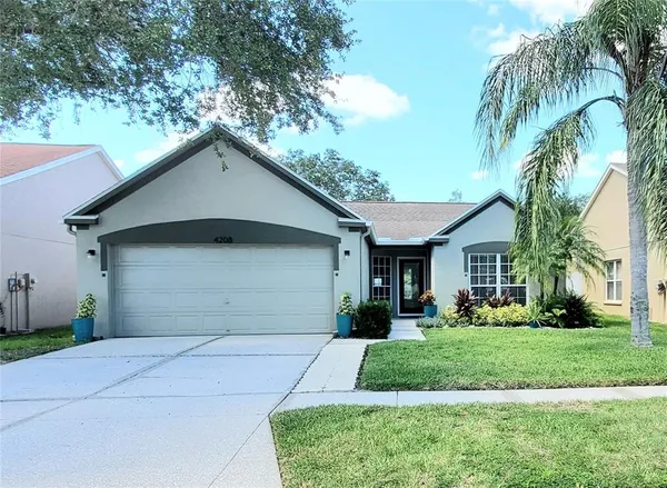 $425,000 | 4208 Pine Isle Drive, Lutz, FL 33558