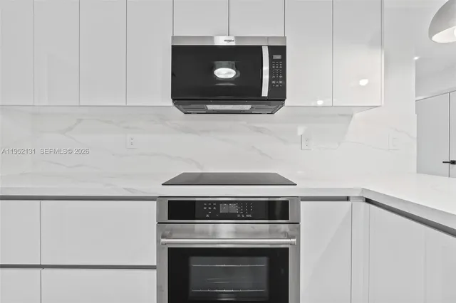 $729,900 | 6950 West 10th Avenue, Hialeah, FL 33014