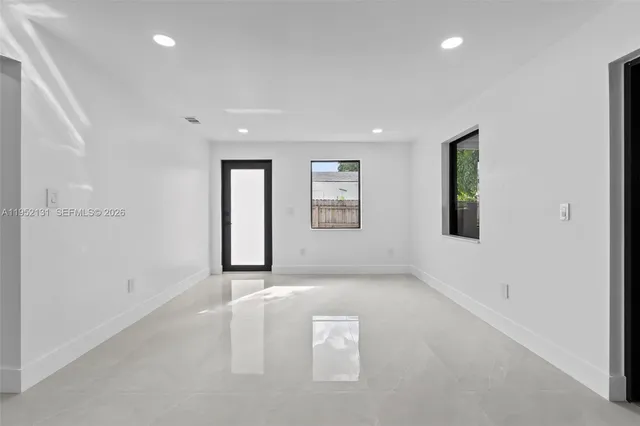 $729,900 | 6950 West 10th Avenue, Hialeah, FL 33014