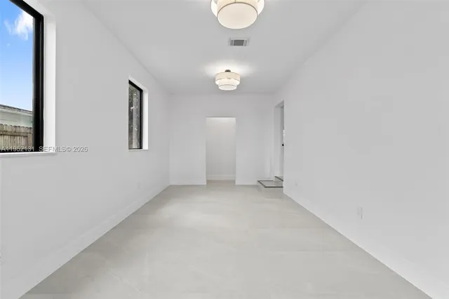 $729,900 | 6950 West 10th Avenue, Hialeah, FL 33014