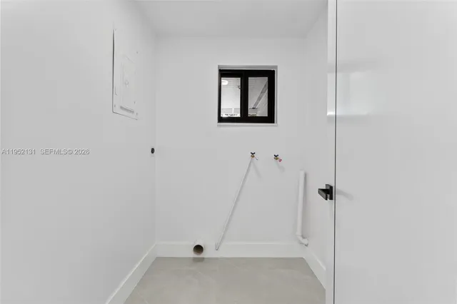 $729,900 | 6950 West 10th Avenue, Hialeah, FL 33014