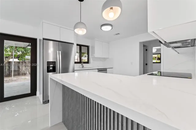 $729,900 | 6950 West 10th Avenue, Hialeah, FL 33014